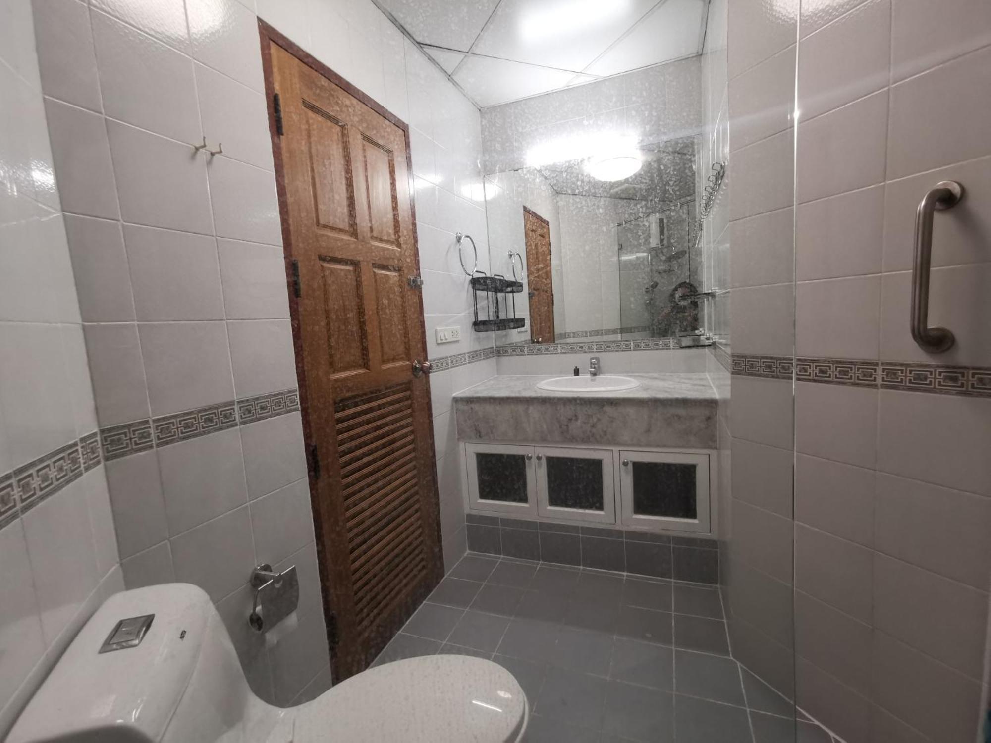 Cozy 1Br Walk To Bts And Airport Rail Link Close To Malls G7 Бангкок Екстер'єр фото