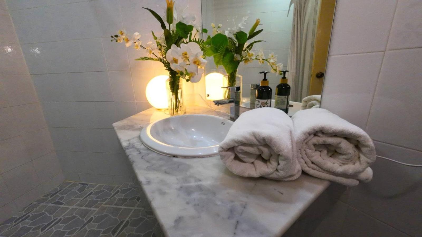 Cozy 1Br Walk To Bts And Airport Rail Link Close To Malls G7 Бангкок Екстер'єр фото