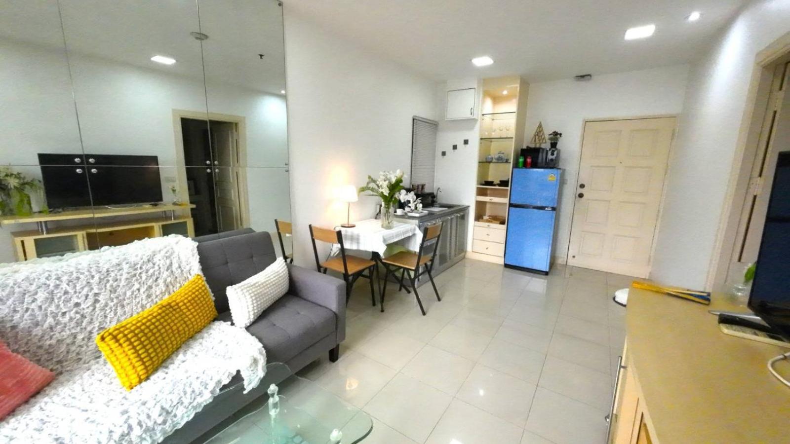 Cozy 1Br Walk To Bts And Airport Rail Link Close To Malls G7 Бангкок Екстер'єр фото
